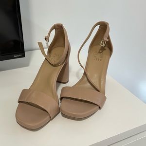 Naturalizer Joy Heeled Sandal (size 8W)